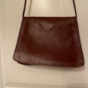 VINTAGE UNBRANDED BAG SHOULDER DARK RED LEATHER FLAP INNER SNAP